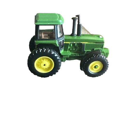 John Deere, Ertl, Farm Toy Tractor 46574 Agriculture Enclosed Window Cab 4WD - Picture 2 of 15